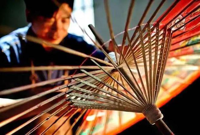 有多少鄂州人小时候在家里打伞被父母揍过(图2)