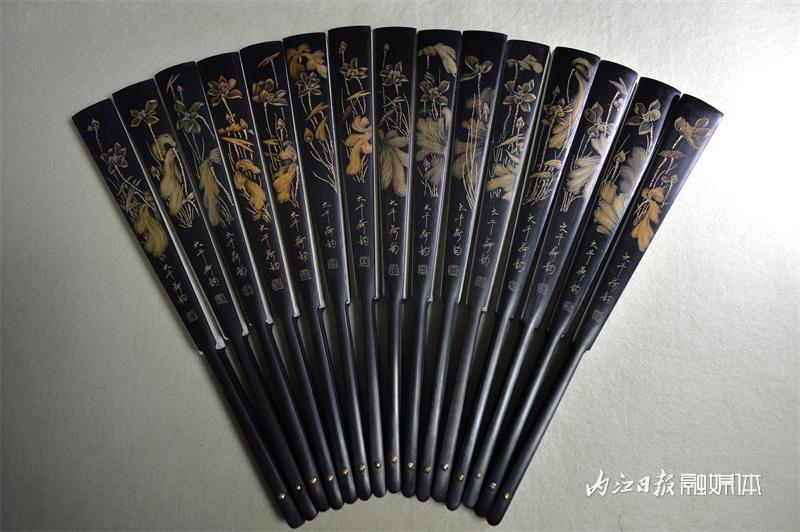 “凉风”习习！内江七旬老人折扇上的“大千荷韵”(图2)