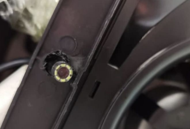 东莞一公共女浴室惊现摄像头！最新回应→(图2)