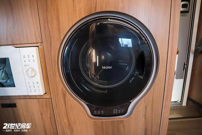 配置再度升级科技与实用的完美融合！实拍上汽大通生活家V100！(图15)