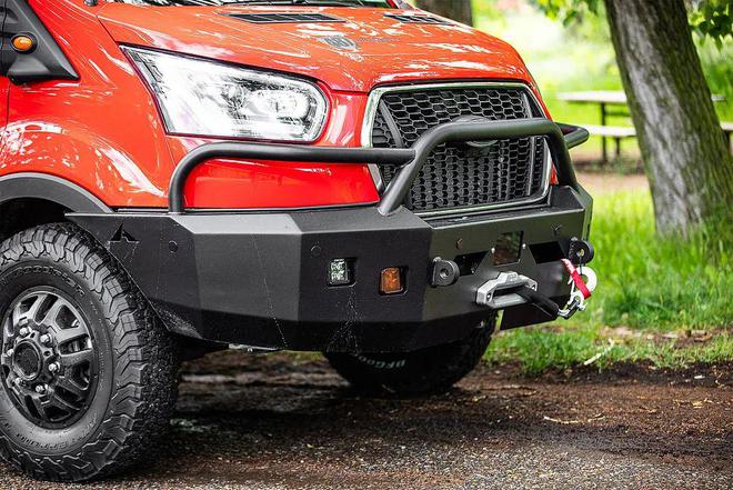 能装下摩托车的B型房车生活配置样样不差加拿大TransMoto20露营车