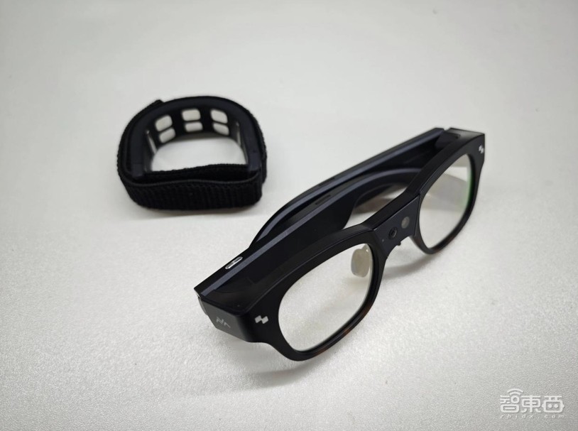 双11卖爆的国产AR眼镜做到了苹果VisionPro没做到的事(图12)