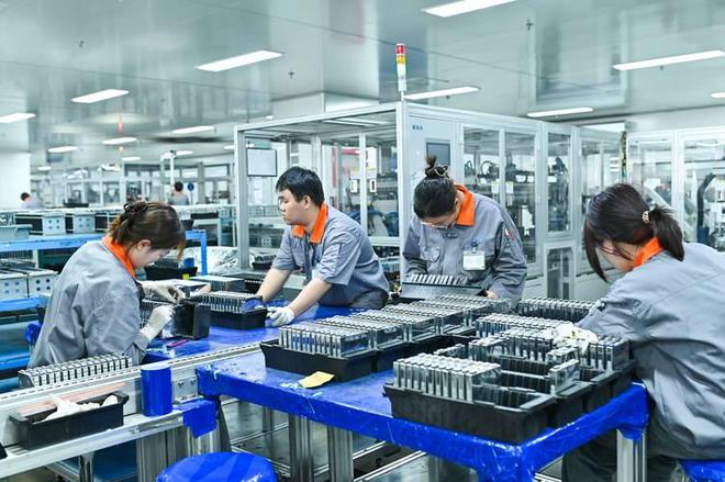 欧盟为何针对中国？高福利体系被打脸中国制造业冲击欧洲(图7)