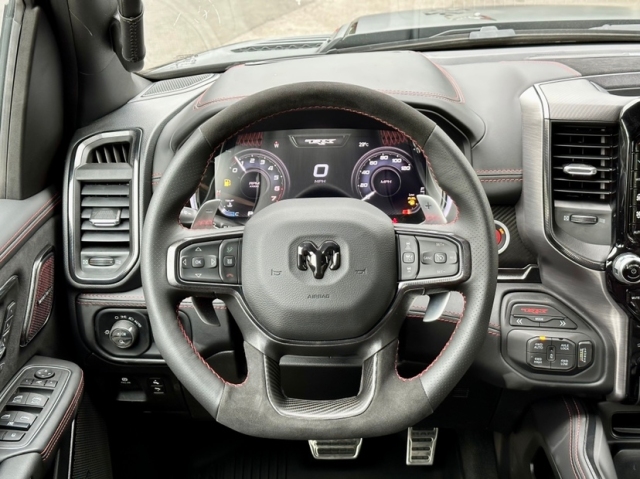 24款道奇霸王龙皮卡天花板顶配只要90多万了(图5)