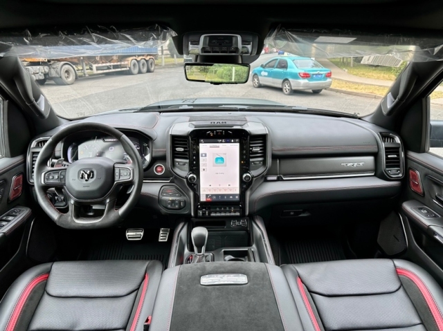 24款道奇霸王龙皮卡天花板顶配只要90多万了(图4)