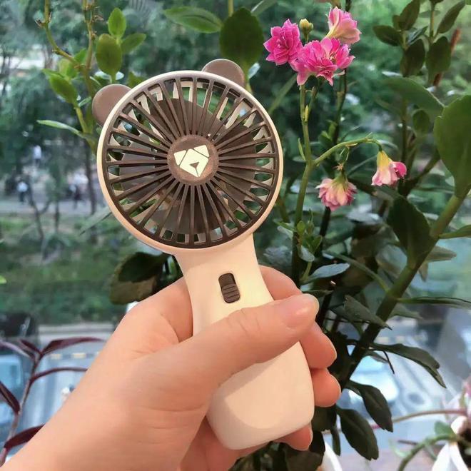 老人总半夜偷偷关空调我该怎么办？(图3)