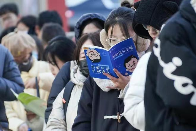 2025年考研国家线预测：大量专业分数线下降学生更容易上岸了！