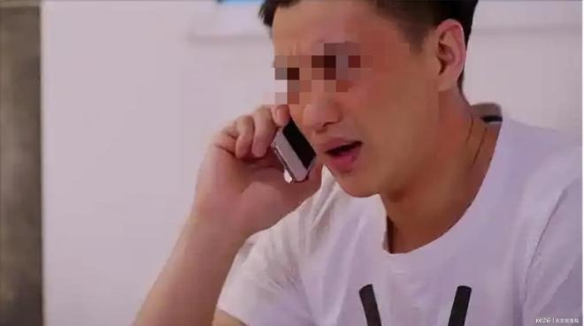 老同学来访为面子我3天花5万他们走后妻子给了我一个档案袋(图2)