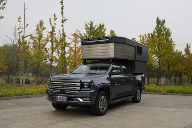 不到10万皮卡变房车可以进城没报废年限适合两人出行可下地库