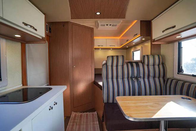 价格太劲爆了！不到14万就能得到一台T型房车(图2)