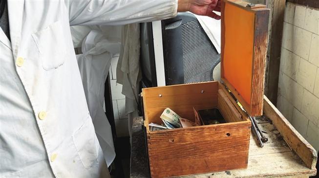 两位理发师的匠心与坚守(图3)