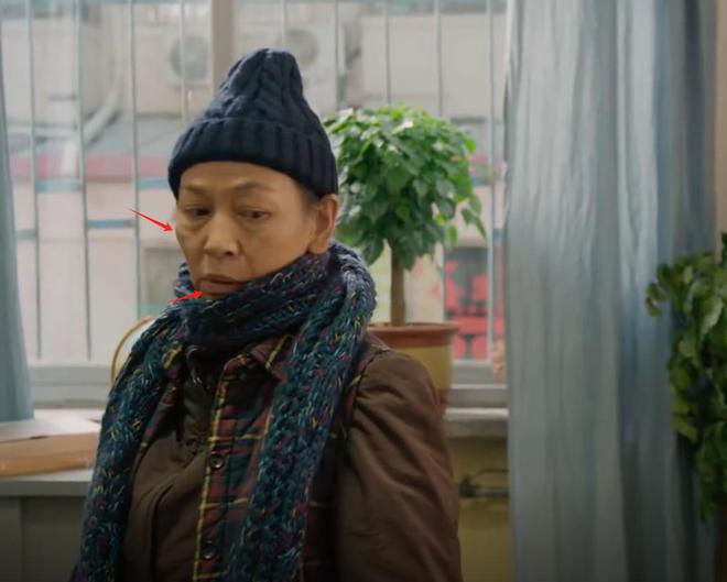 戏里有多土戏外就有多潮《刑警的日子》59岁女配才是最大惊喜(图10)