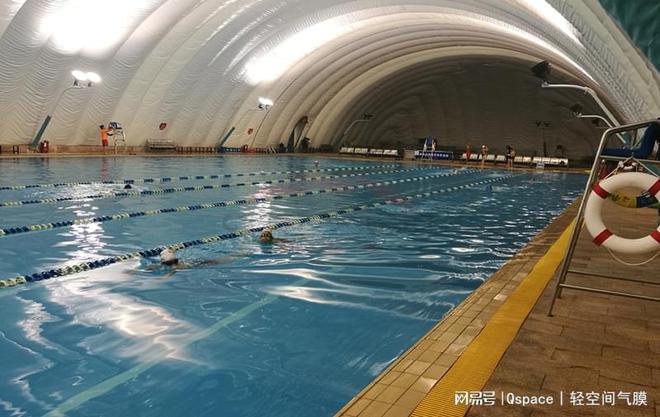 气膜游泳馆：智能环保打造高品质水上空间—轻空间(图1)