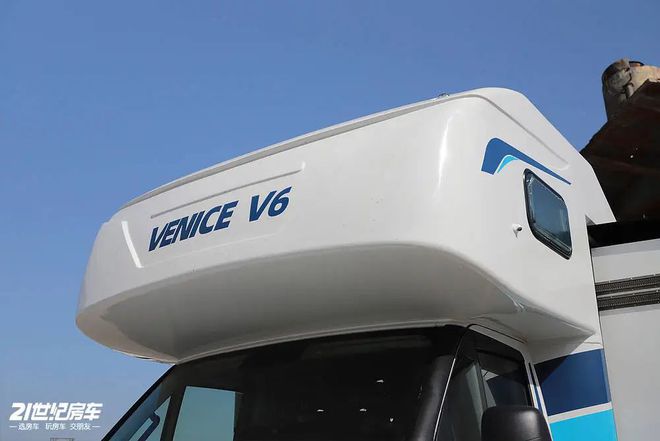 65T进口依维柯底盘不光打价格战还疯狂升级！实拍威尼斯V6房车(图7)