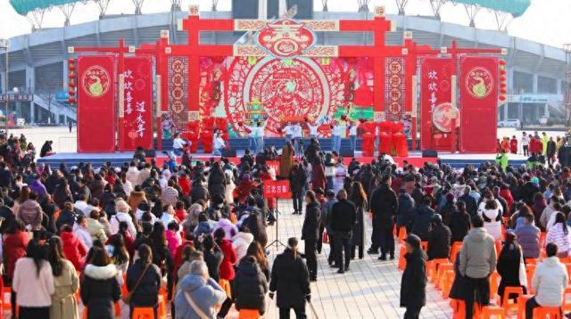安康社火大赛社火巡游引爆全城(图1)