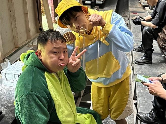 说相声的被瞧不起阎鹤祥直播讲述打脸整个相声界网友：真疼(图2)