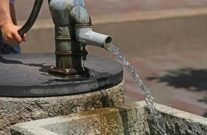 中国给加纳修了1000口井因为修得太好成了50万人的“救命药”(图26)