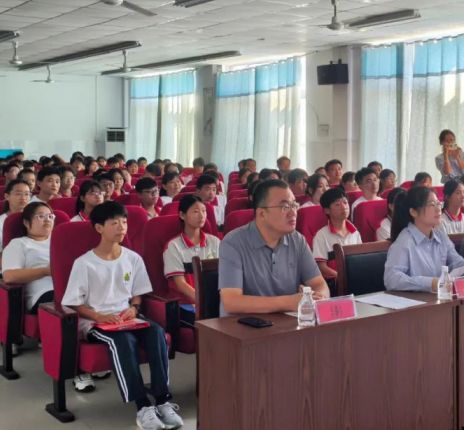 一场跨越十五年的青春对话：洋湖乡勃李中学“少年·而立”理想之约温暖兑现(图2)