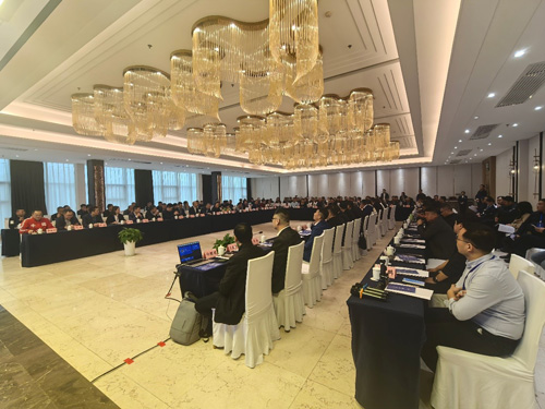 第七次系统门窗专家委员会工作会议暨《建筑系统门窗产品合格评定技术导则》讨论会顺利召开