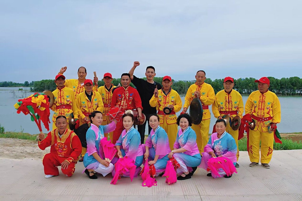 禹会区五淮村：村书记化身“带货主播”让“五淮优品”畅销“云端”