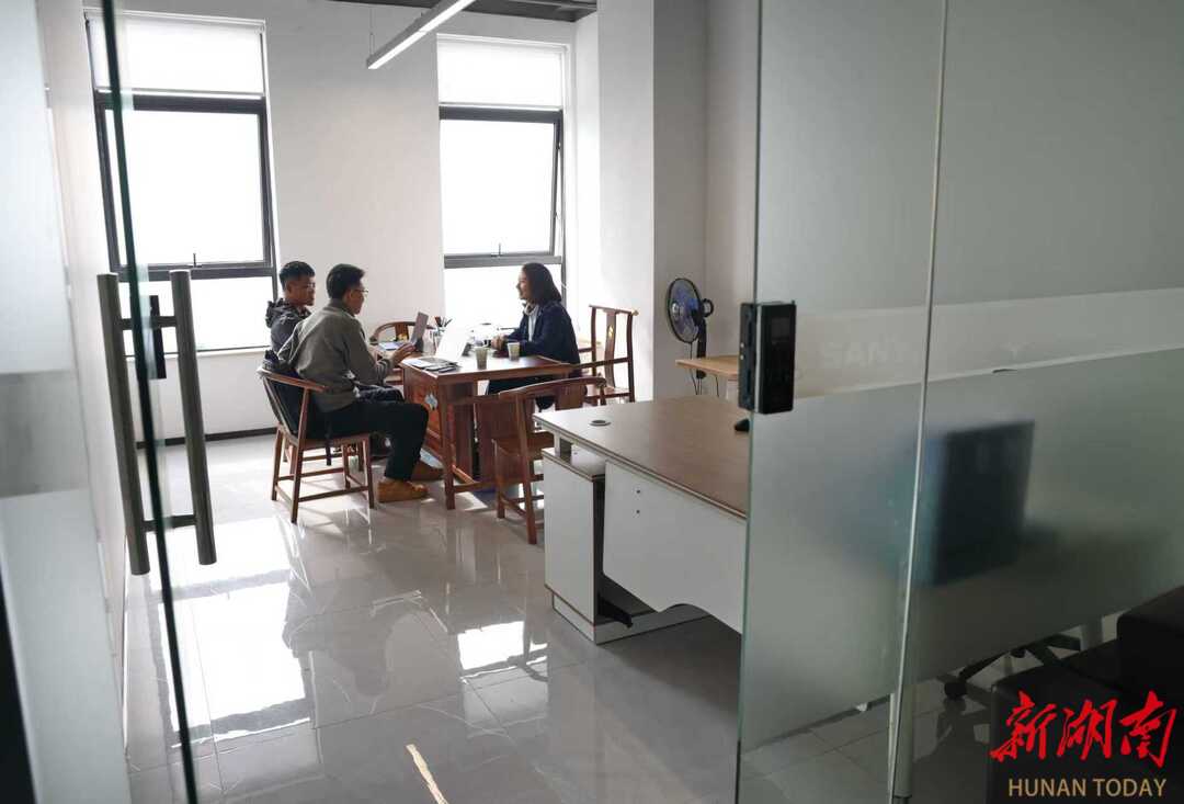 孵化基地打造青年创业“梦工厂”(图2)