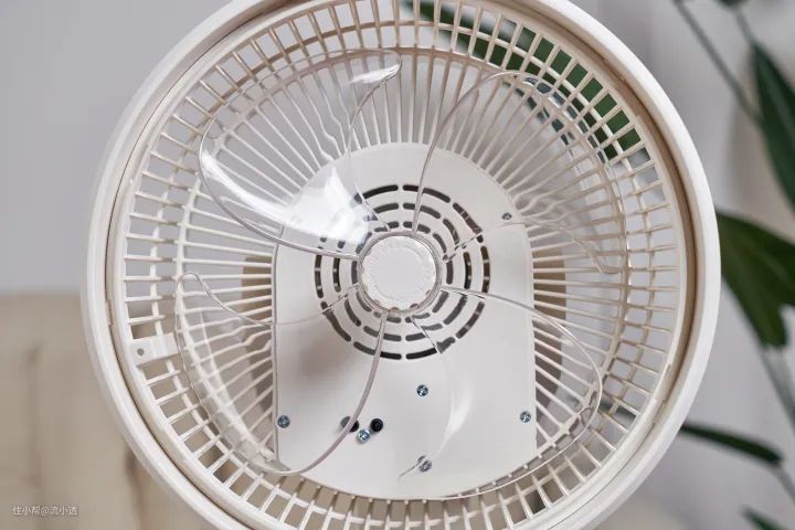2022循环扇实测分享空气循环扇和普通风扇有什么区别？(图8)