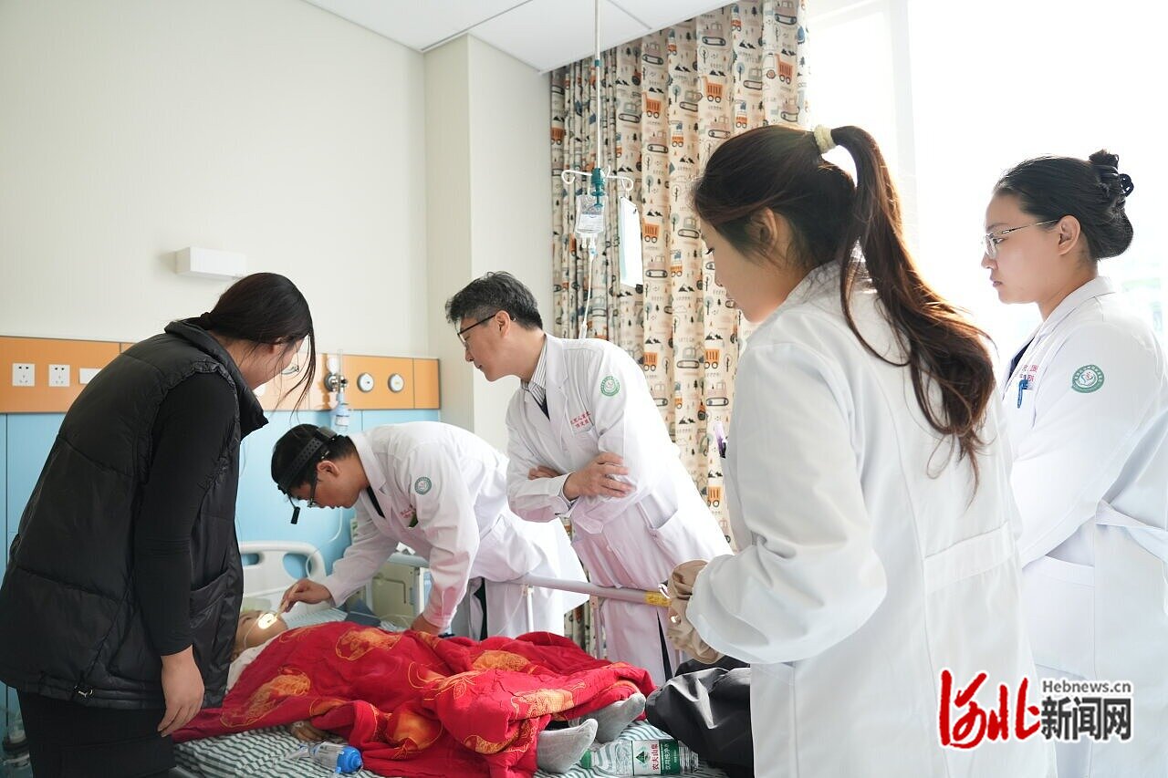 新闻纵深｜“十四五”微记忆①：“钟摆医生”的双城记(图3)