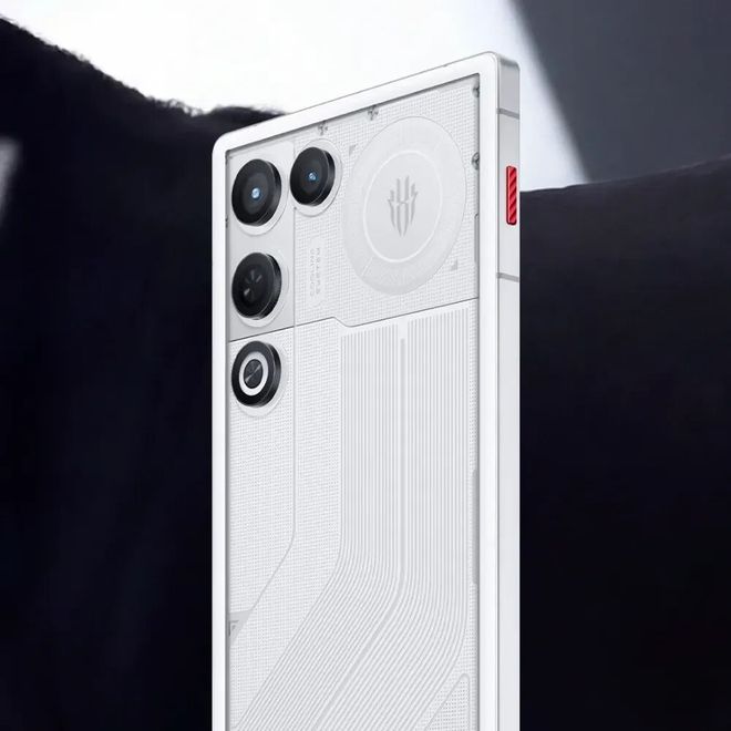 红魔11Air搭载游戏肩键涨价已成难以逆转的趋势(图5)