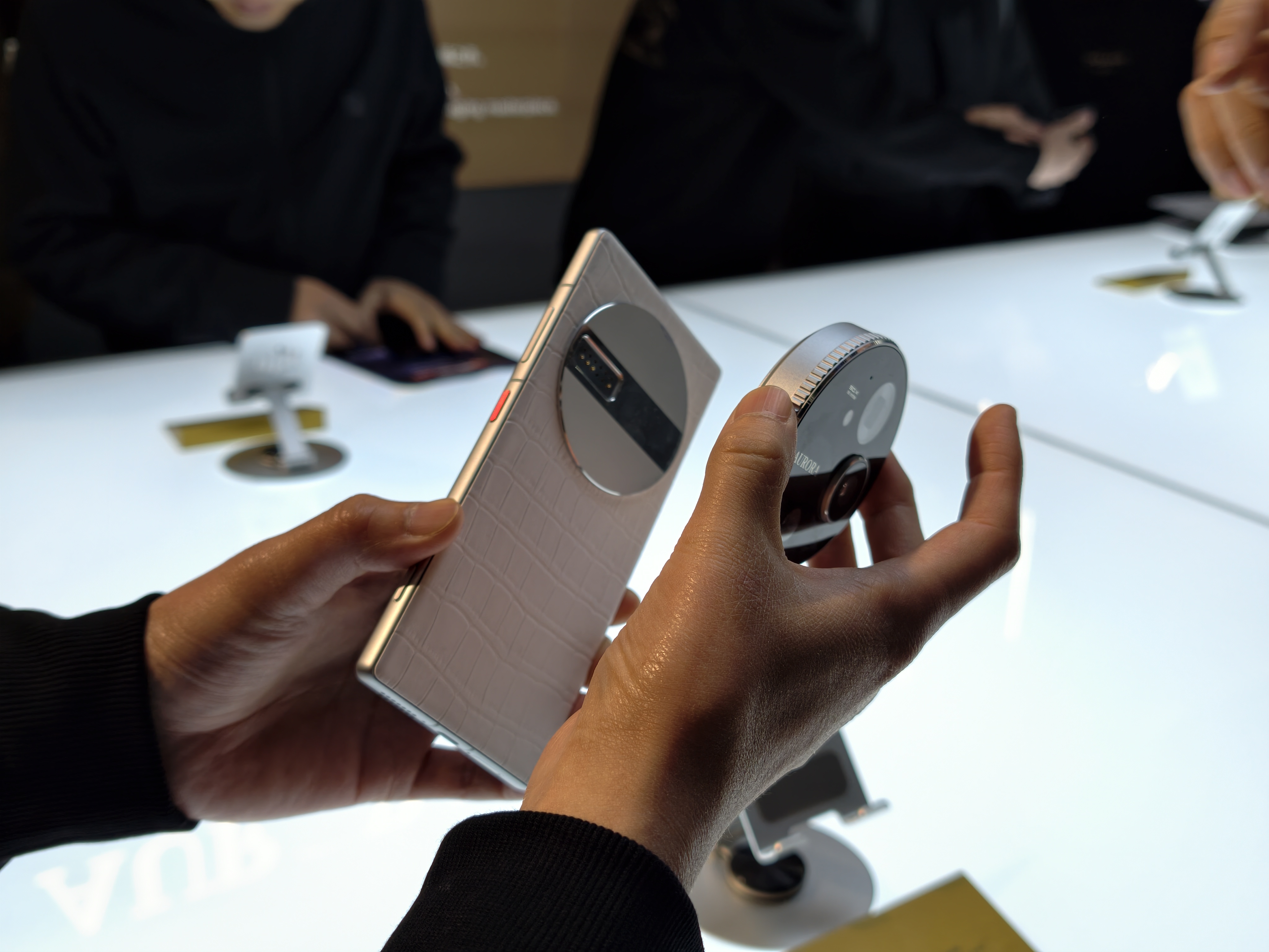 人均暴走10万步！我们总结了11个关于「人车家」未来的答案(图13)