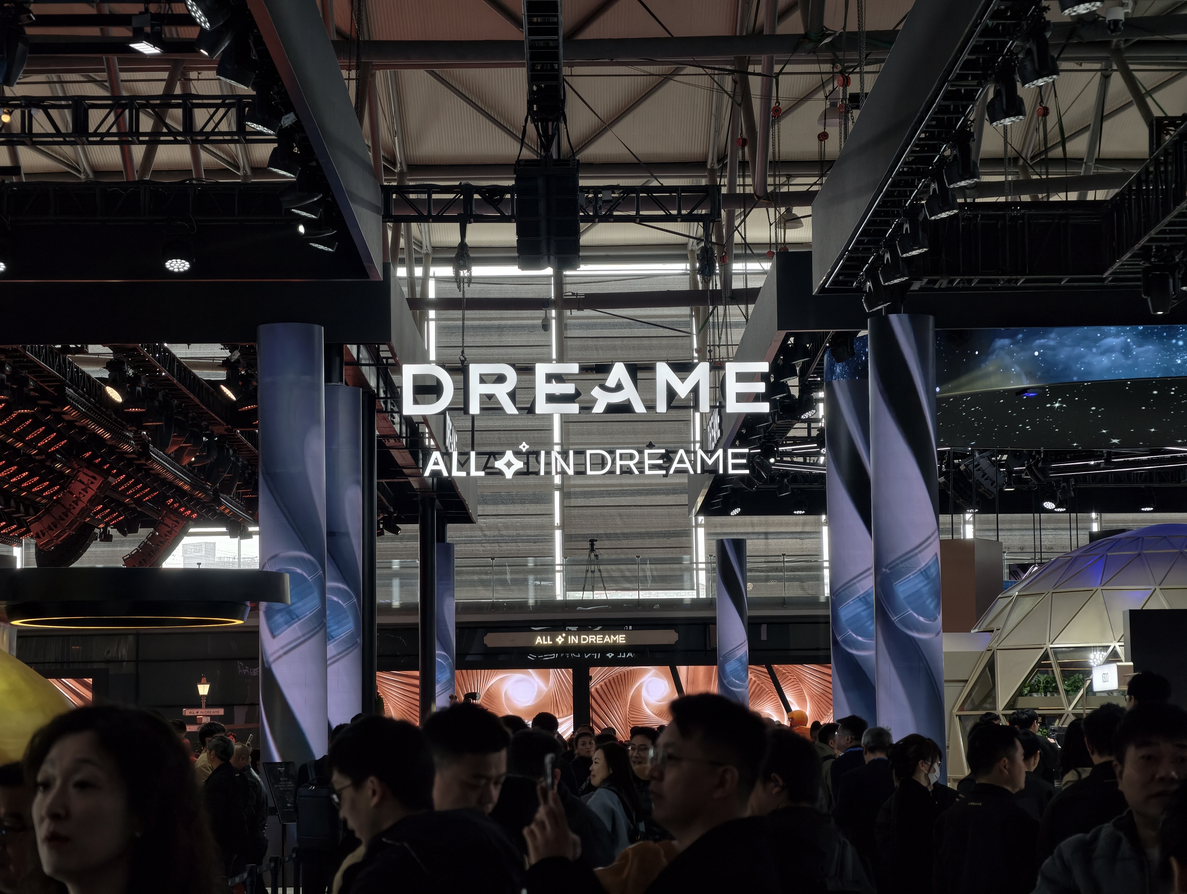 人均暴走10万步！我们总结了11个关于「人车家」未来的答案(图25)