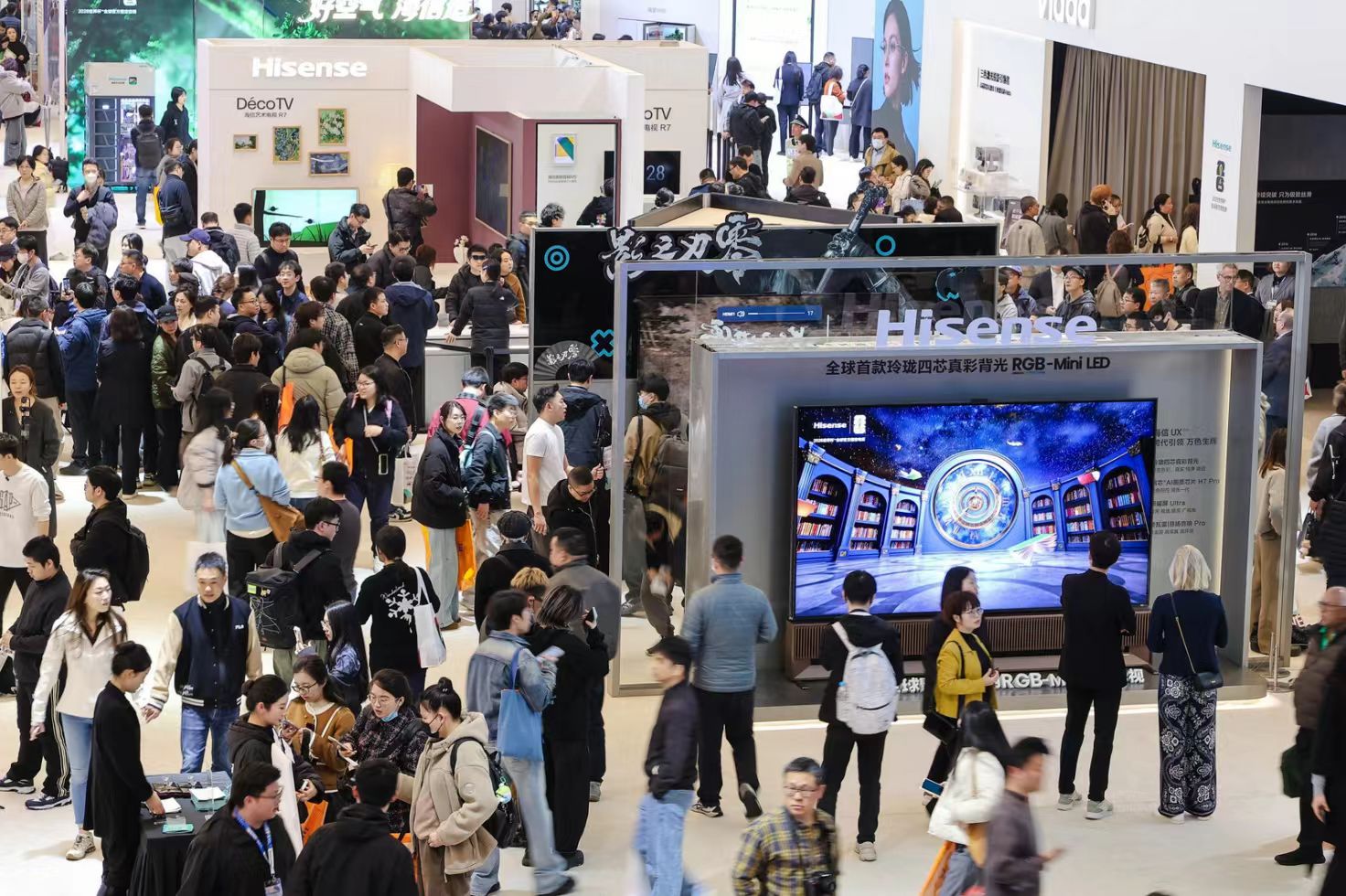 人均暴走10万步！我们总结了11个关于「人车家」未来的答案(图27)