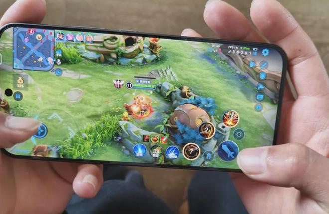 iQOO15Ultra手机评测：更懂游戏的头号玩家(图3)