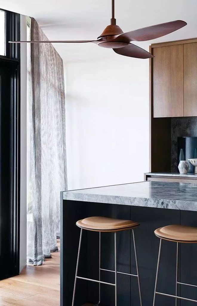 好看是它最不重要的优点！吹面不寒杨柳风、夏天冬天都能用一盏风扇灯让你家的天花板不再无聊伽罗精选(图3)