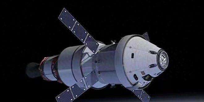 突发！美国载人绕月飞船刚上天就掉链子：厕所坏了还通讯断联(图1)