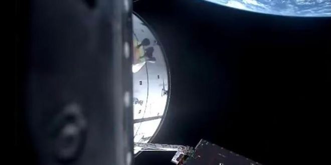 突发！美国载人绕月飞船刚上天就掉链子：厕所坏了还通讯断联(图10)